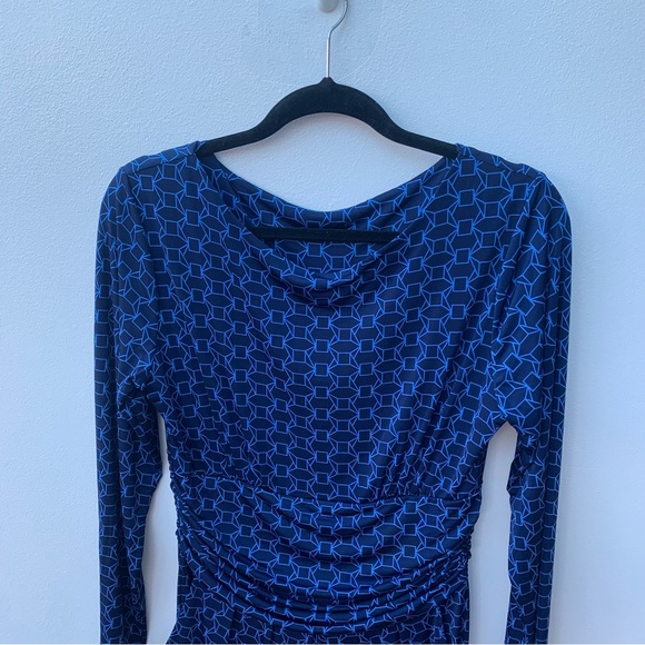 Onjenu London Women’s Size 14 Blue Navy Print Dress Stretch Ruched Waist Pockets - Picture 2 of 7